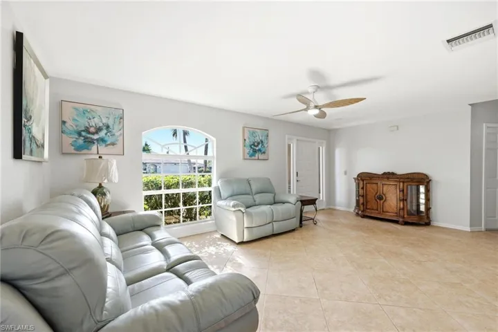 4116 Sw 6th Pl, Cape Coral, Florida 33914