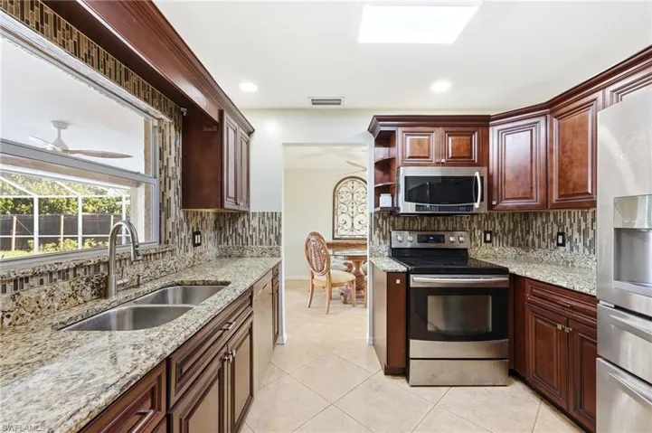 4116 Sw 6th Pl, Cape Coral, Florida 33914