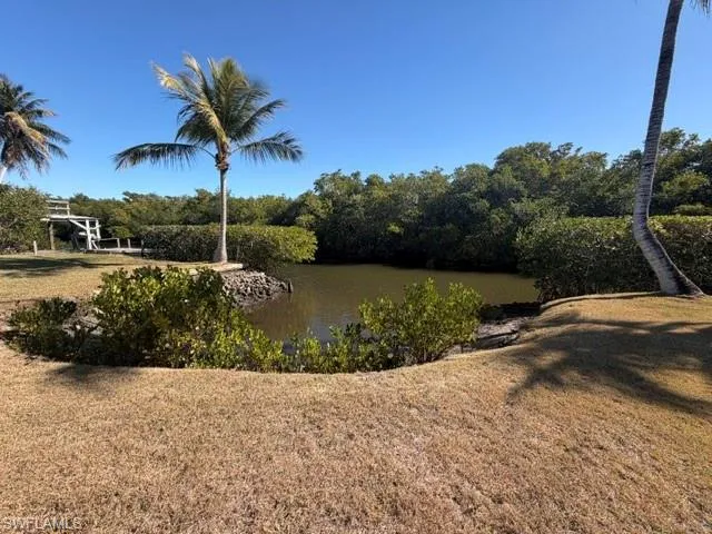 1276 Grand Canal Dr, Naples, Florida 34110