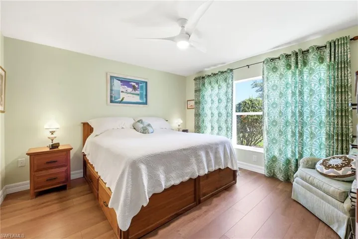 Master Bedroom with Lakeviews