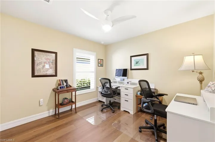 Bedroom/Office