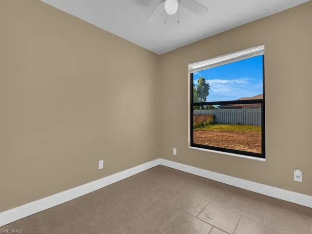 208 SE 4th  PL, Cape Coral, FL 33990