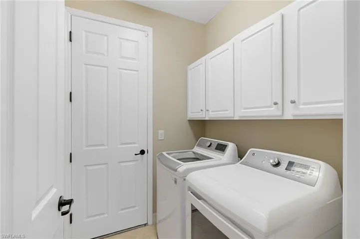 28627 Derry Ct, Bonita Springs, Florida 34135