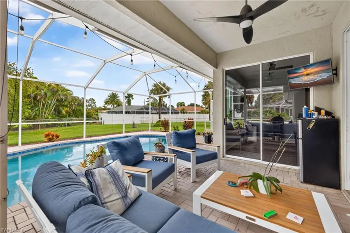2610 Elva Pl, Lehigh Acres, Florida 33971