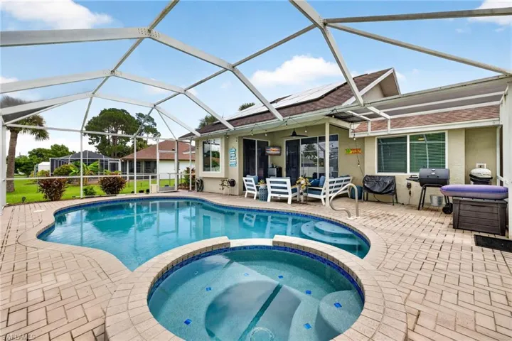2610 Elva Pl, Lehigh Acres, Florida 33971