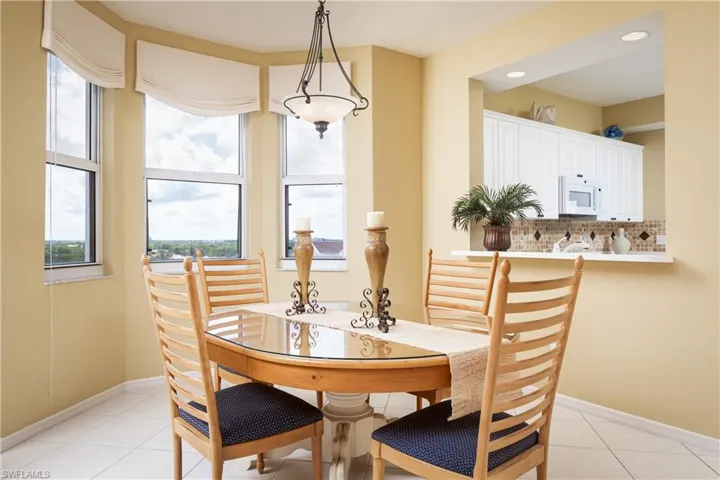 410 Flagship Dr 806, Naples, Florida 34108