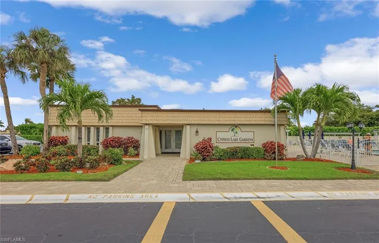 97 Bennington DR, FORT MYERS FL 33919