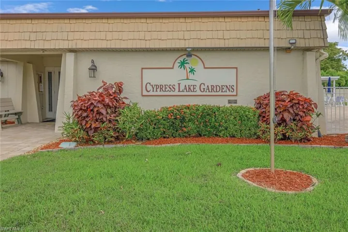 97 Bennington DR, FORT MYERS FL 33919