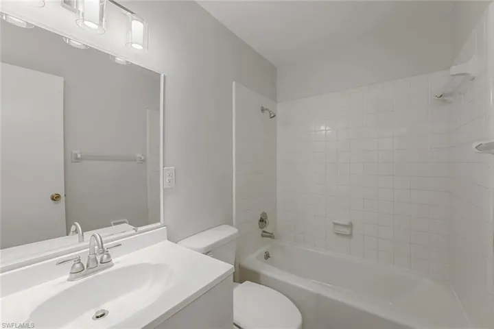 97 Bennington DR, FORT MYERS FL 33919