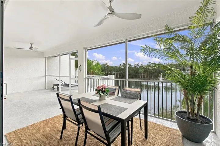 2145 Cay Lagoon Dr 322, Naples, Florida 34109