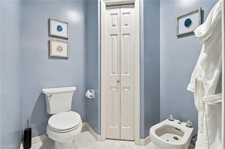 2145 Cay Lagoon Dr 322, Naples, Florida 34109