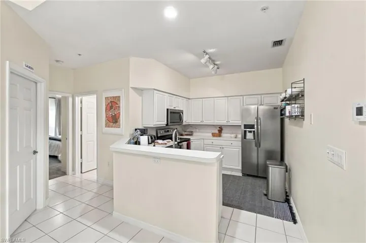 2145 Cay Lagoon Dr 322, Naples, Florida 34109
