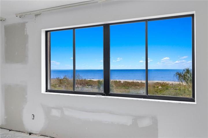 Primary Bedroom w/ Gulf Views