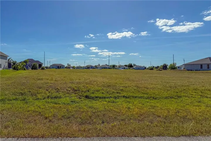 3910 Nw 39th St, Cape Coral, Florida 33993