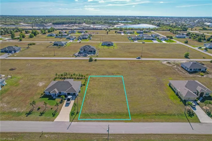 3910 Nw 39th St, Cape Coral, Florida 33993