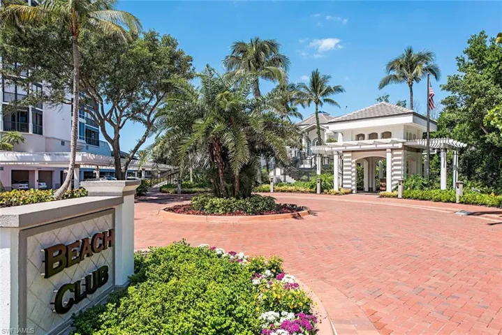 Private BAY COLONY Beach Club