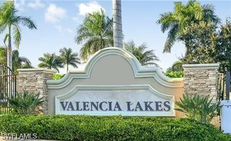 2037  Grove  DR, Naples, FL 34120