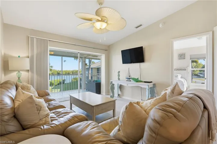 1175  Mainsail  DR, Naples, FL 34114
