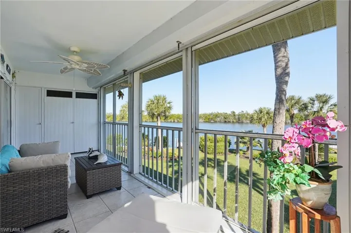 1175  Mainsail  DR, Naples, FL 34114
