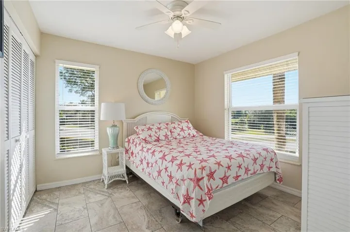 1175  Mainsail  DR, Naples, FL 34114