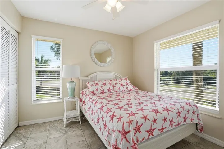 1175  Mainsail  DR, Naples, FL 34114
