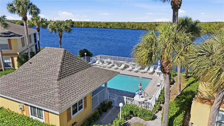 1175  Mainsail  DR, Naples, FL 34114