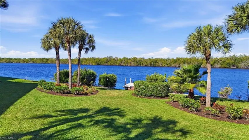 1175  Mainsail  DR, Naples, FL 34114