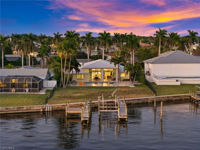 Direct Riverfront Sailboat Gulf Access