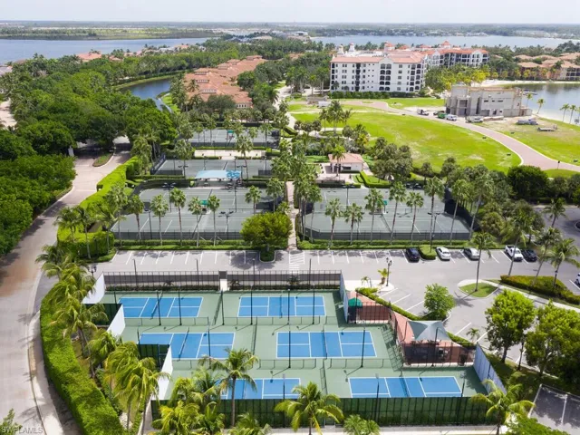 Tennis & Pickleball