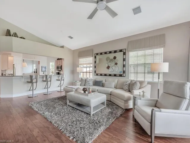 Plenty of room to entertain in your living room