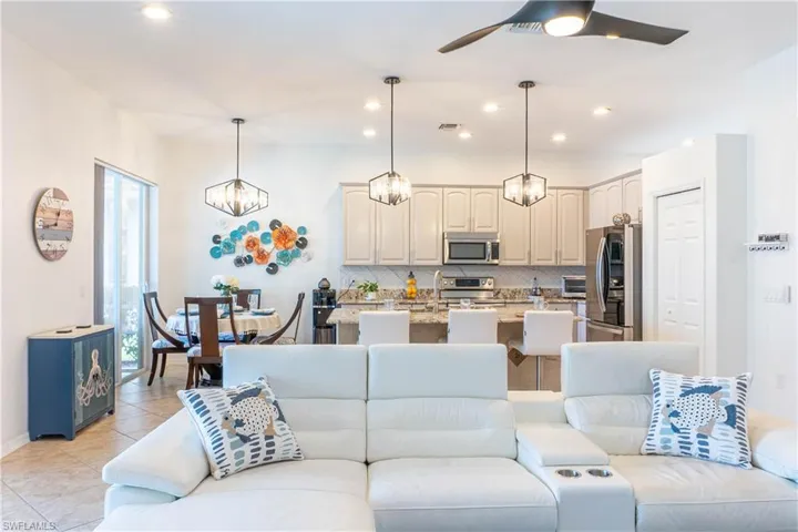 14059  Mirror  CT, Naples, FL 34114