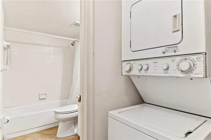 17156 Ravens Roost 5, Fort Myers, Florida 33908