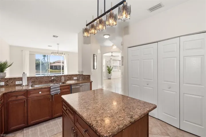 21810  Rainbow Lake  CT, Estero, FL 33928
