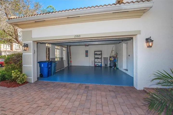 21810  Rainbow Lake  CT, Estero, FL 33928