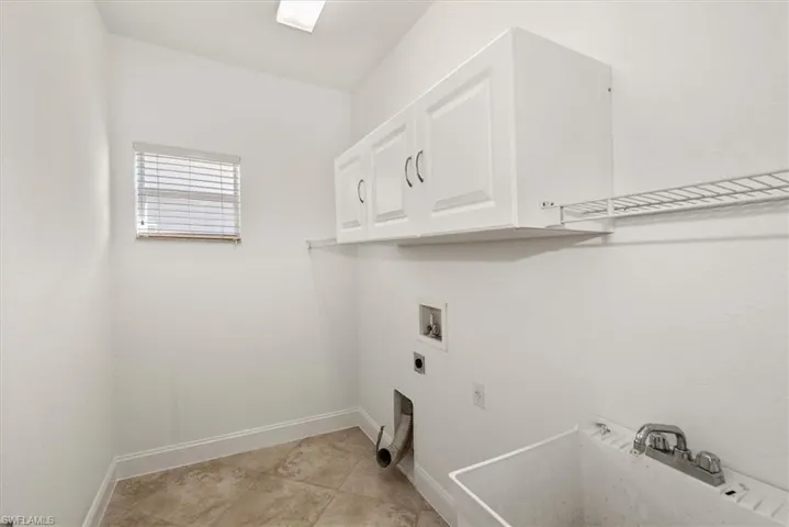 21810  Rainbow Lake  CT, Estero, FL 33928