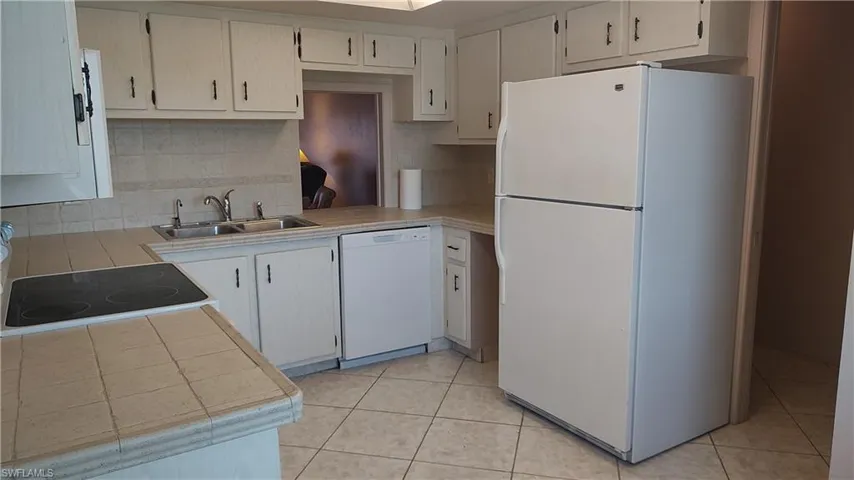 4713 Santa Barbara Blvd E-3, Cape Coral, Florida 33914