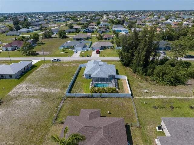 121 Nw 15th St, Cape Coral Fl 33993