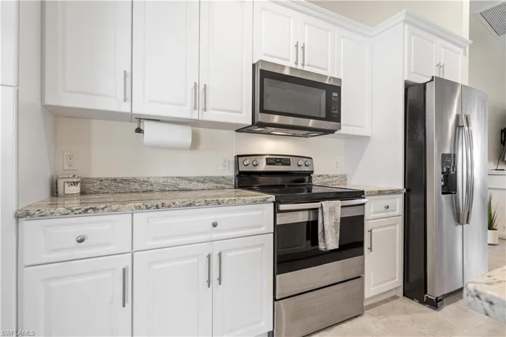 121 Nw 15th St, Cape Coral Fl 33993