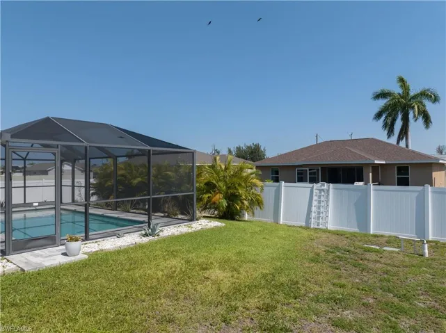 121 Nw 15th St, Cape Coral Fl 33993