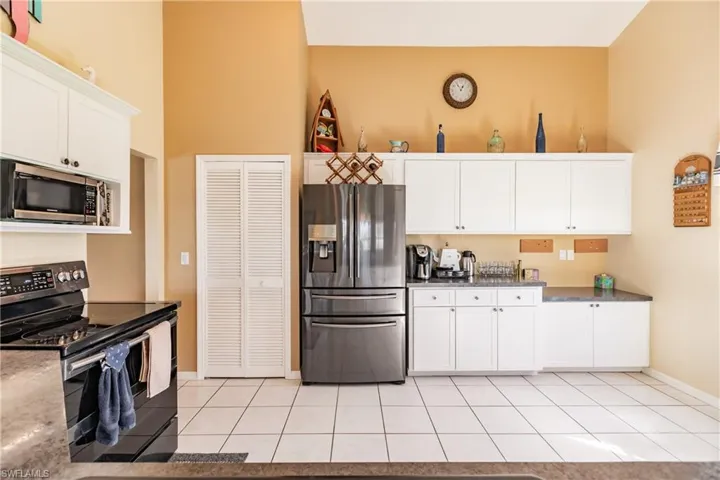128 NW 13th  PL, Cape Coral, FL 33993