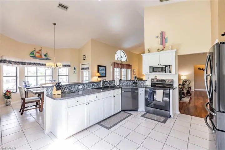 128 NW 13th  PL, Cape Coral, FL 33993