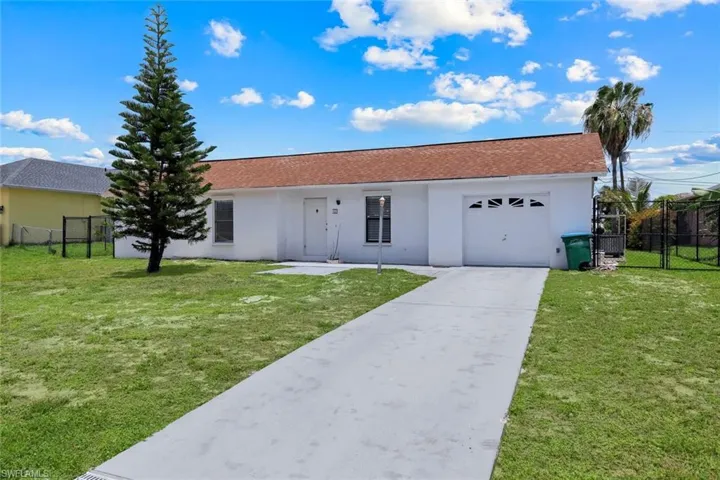 1307 SW 43rd  LN, Cape Coral, FL 33914