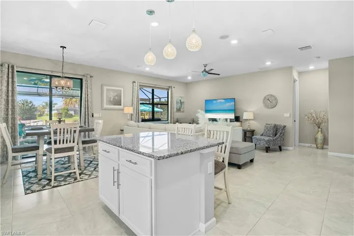 2077 Hamlin St, Naples, Florida 34120