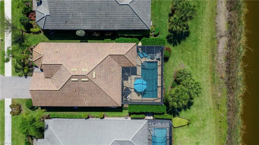 2077 Hamlin St, Naples, Florida 34120