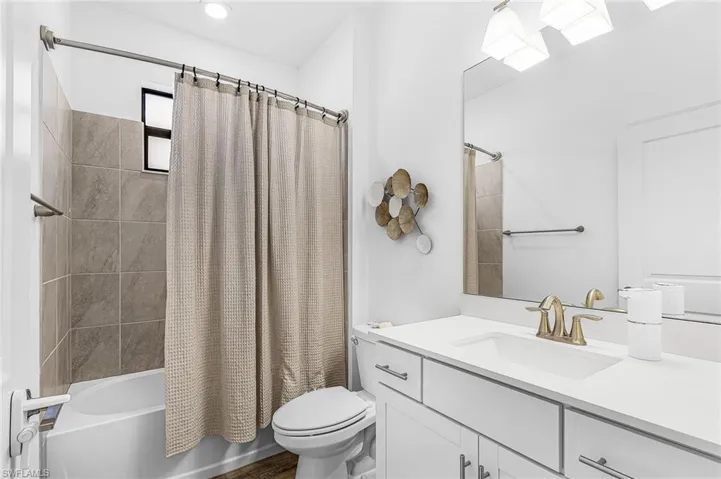 18358 Parksville Dr, Estero, Florida 33928