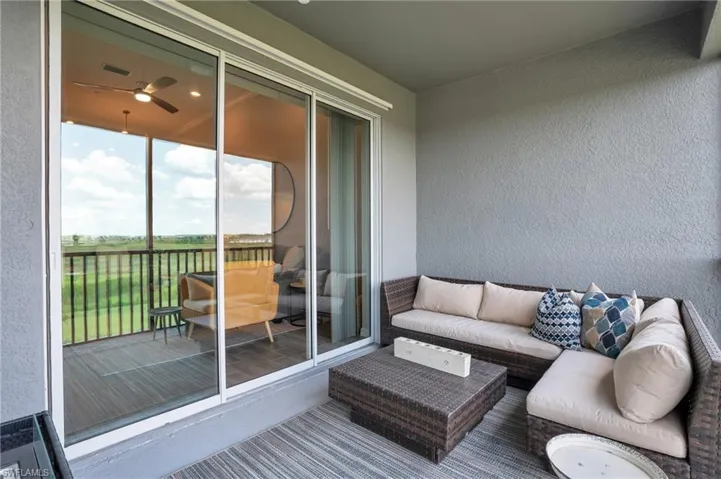 Balcony with an outdoor hangout area