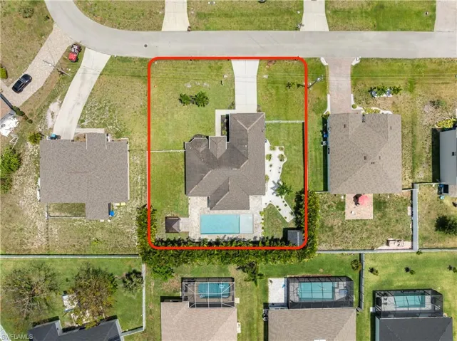 2208 Sw 12th Ln, Cape Coral, Florida 33991