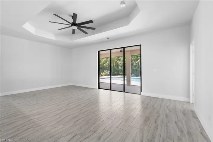 2208 Sw 12th Ln, Cape Coral, Florida 33991