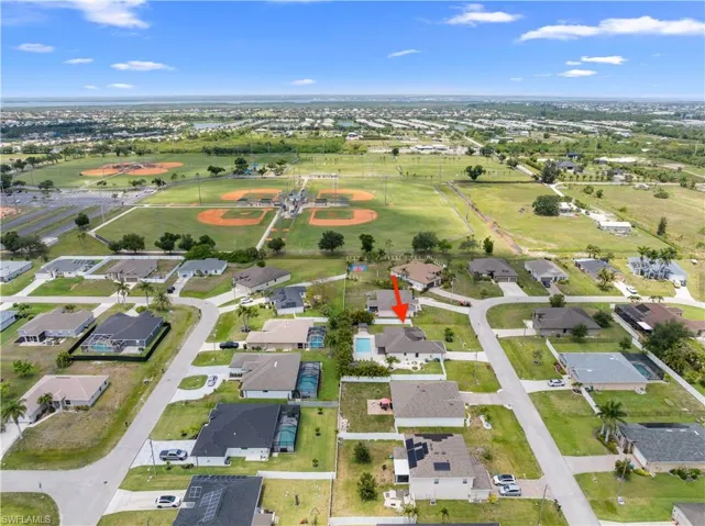 2208 Sw 12th Ln, Cape Coral, Florida 33991