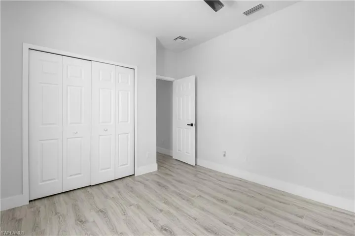 2208 Sw 12th Ln, Cape Coral, Florida 33991